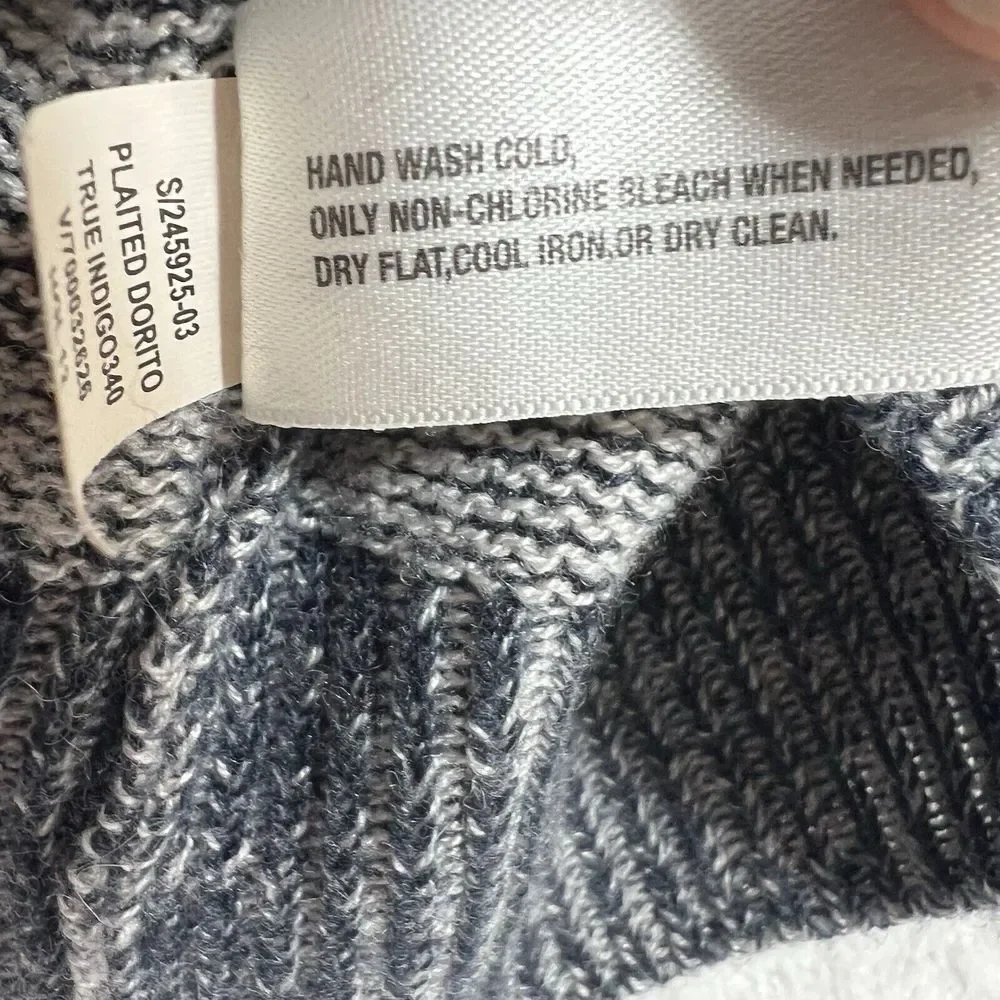 Women's Gap Crew Neck Long Sleeve Blue Wool Blend Sweater Small Y2K‎ Gorpcore
